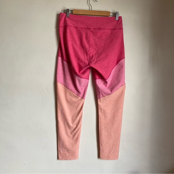Outdoor voices 7/8 springs leggings NWT - Picture 3 of 4
